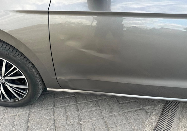 Volkswagen Golf Sportsvan cena 34700 przebieg: 254940, rok produkcji 2017 z Leszno małe 277